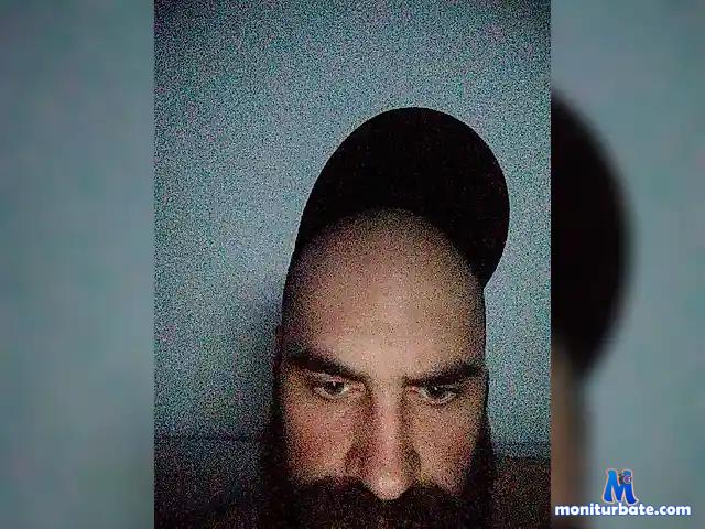 YANGIST28 bongacams performer male