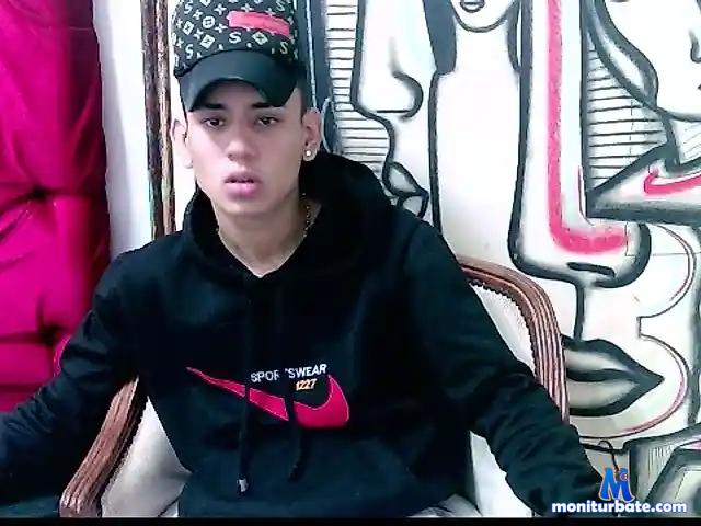 boy-sexy-hot- bongacams performer male
