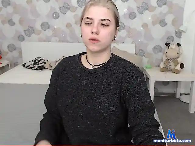 PennyMcKey bongacams performer female