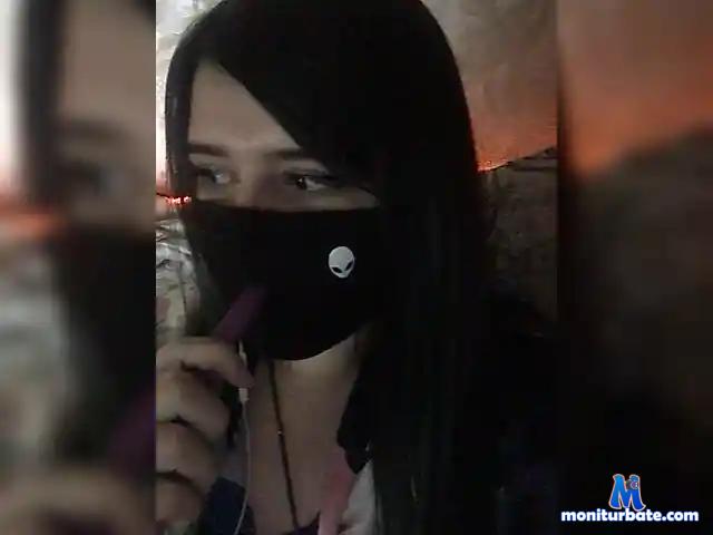 MoaningWhore bongacams performer female