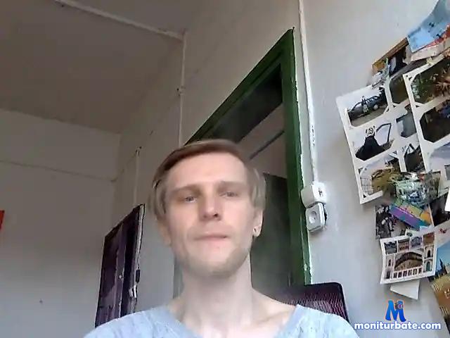 YellowEvil bongacams performer male