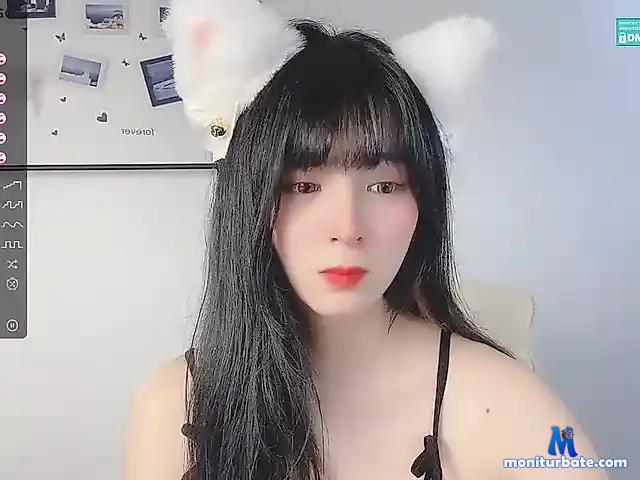 Coly-titi bongacams performer female