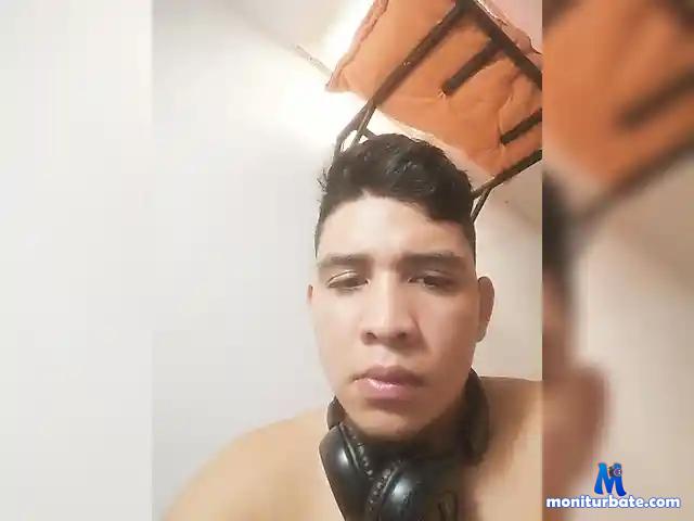 Axel18dinamo bongacams performer male