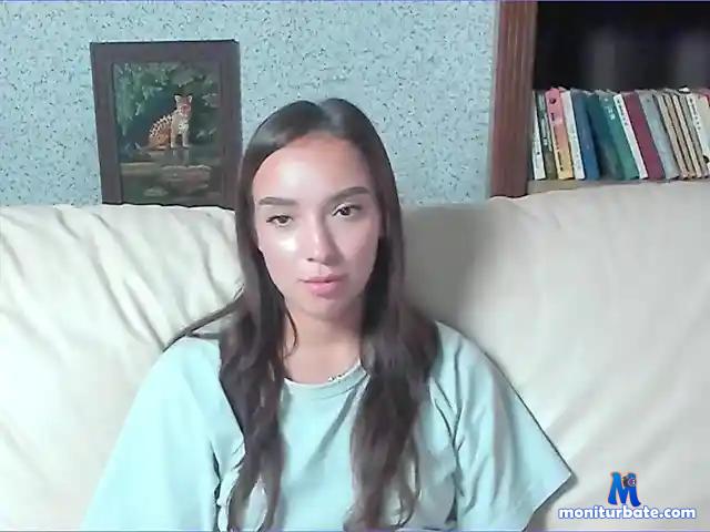 AmyCarerillo bongacams performer female