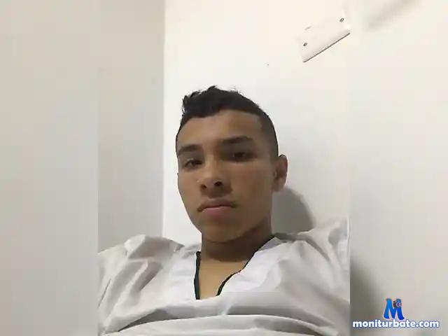 FranckAdams69 bongacams performer male