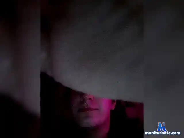 Toma338 bongacams performer male