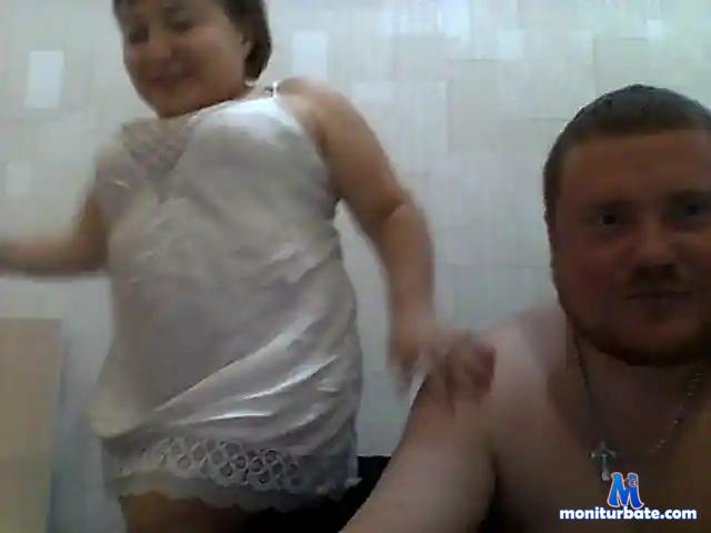 Juk-RiJik bongacams performer couple male female