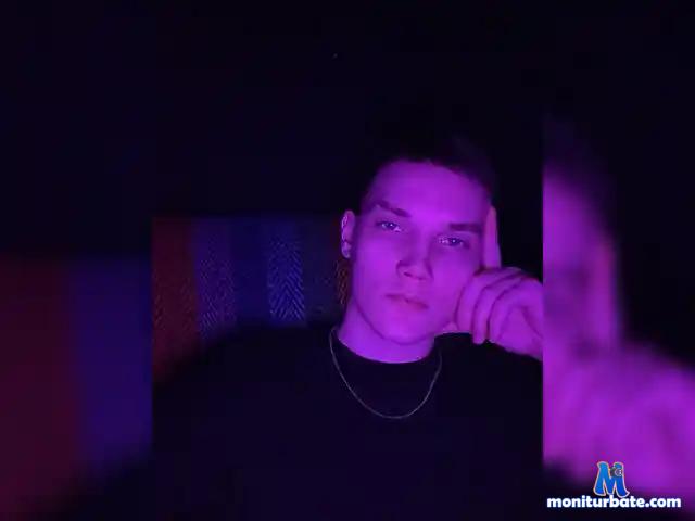 OpenTheBook bongacams performer male