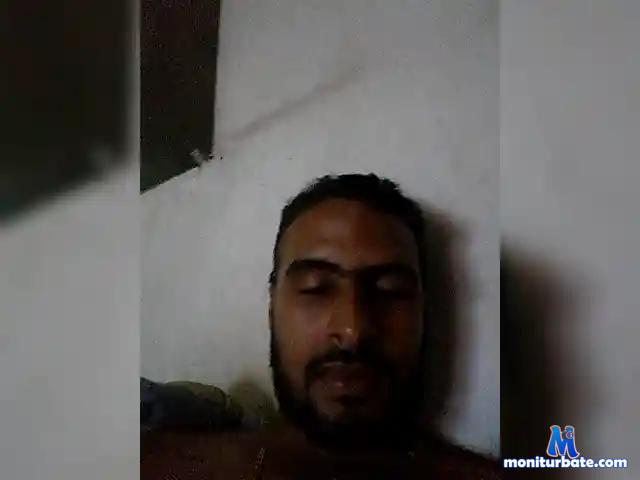 ChrysCheKyle bongacams performer male