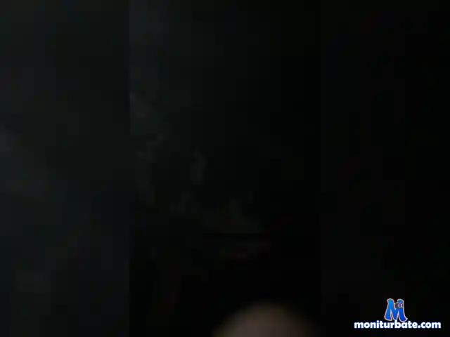 Boy232323 bongacams performer male