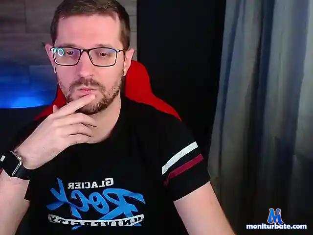 -GS- bongacams performer male