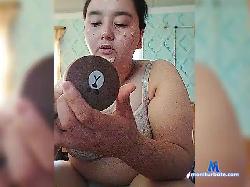 LisaMelene bongacams live cam performer profile