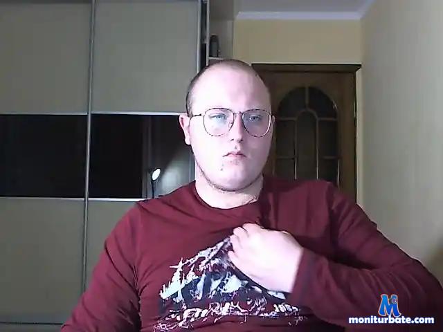 LionEarl bongacams performer male