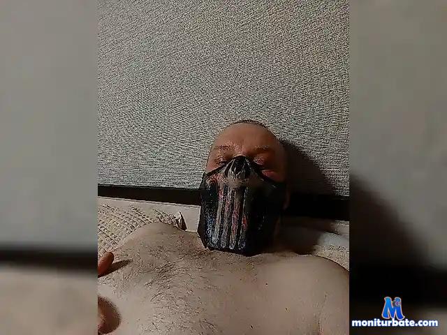 AxxeL-3 bongacams performer male