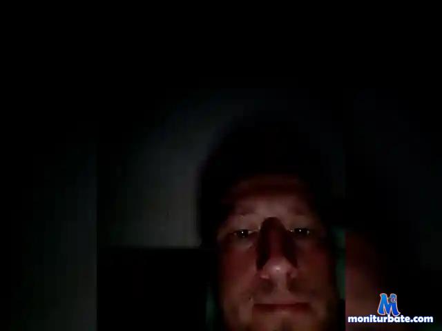 Maksimys861 bongacams performer male