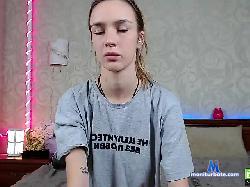 EmillyBold bongacams live cam performer profile