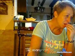 LovePinkLilli bongacams live cam performer profile