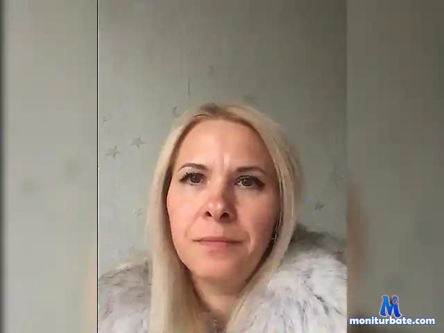 Amirahb bongacams performer female