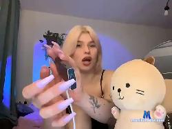NinaVann bongacams live cam performer profile