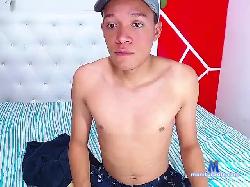DaveyHorny19 bongacams live cam performer profile