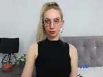 SandraDesire bongacams livecam show performer room profile