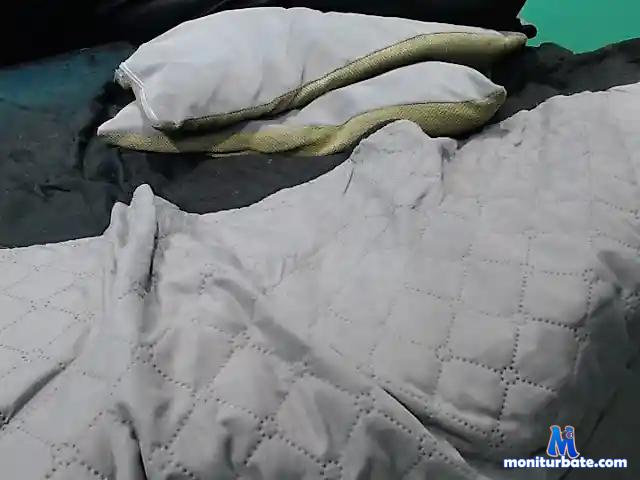 Niick-Black bongacams performer male