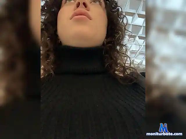 PamiBaby bongacams performer female