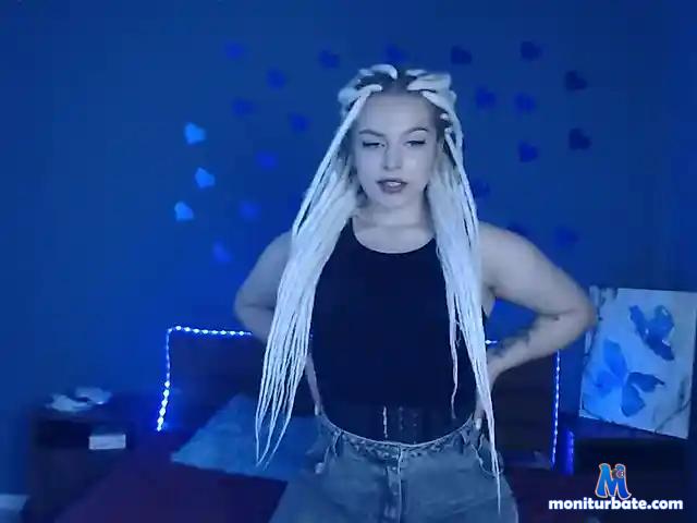 LilianLawse bongacams performer female