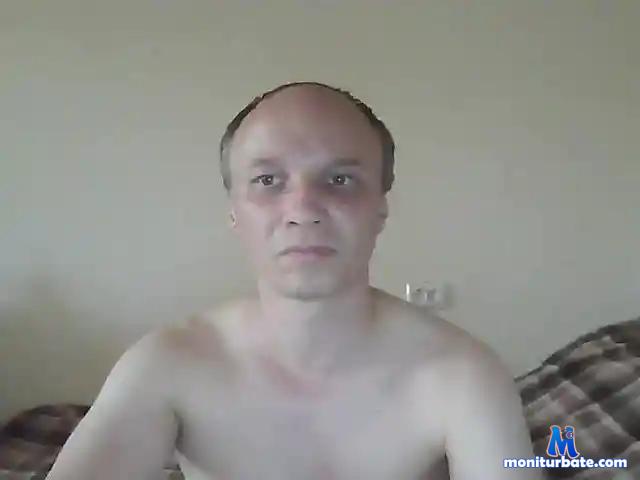 CyberGhouliner bongacams performer male