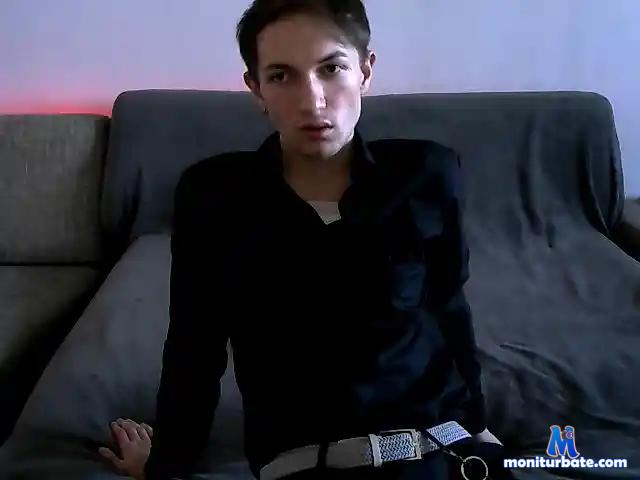 SayLays bongacams performer male
