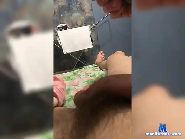 Konfet4 bongacams performer male