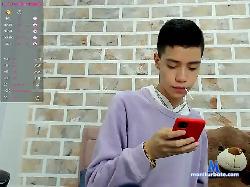 Santi-Velez- bongacams live cam performer profile