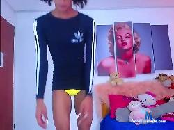 Chloe-Dols bongacams live cam performer profile