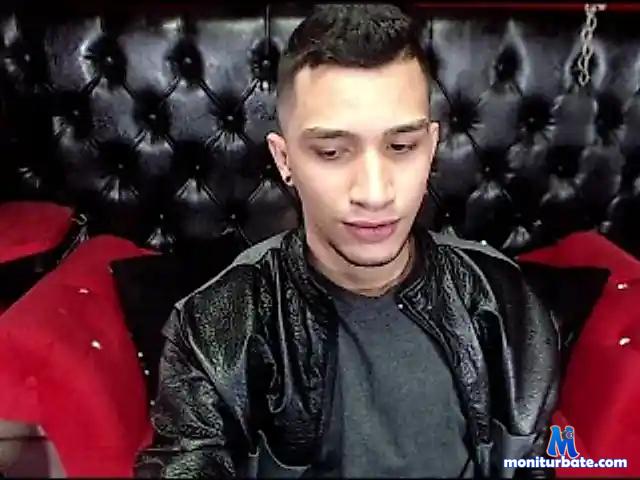 JhonBoder bongacams performer male