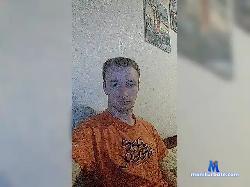 Simple-choise bongacams live cam performer profile