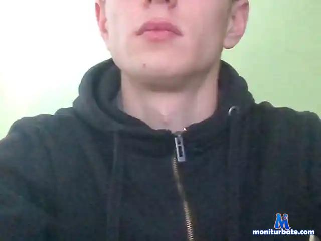 neeoen125 bongacams performer male