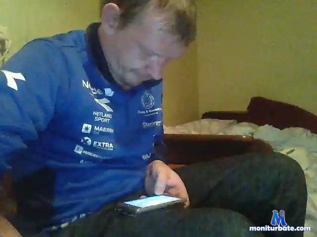 simsonas994 bongacams performer male