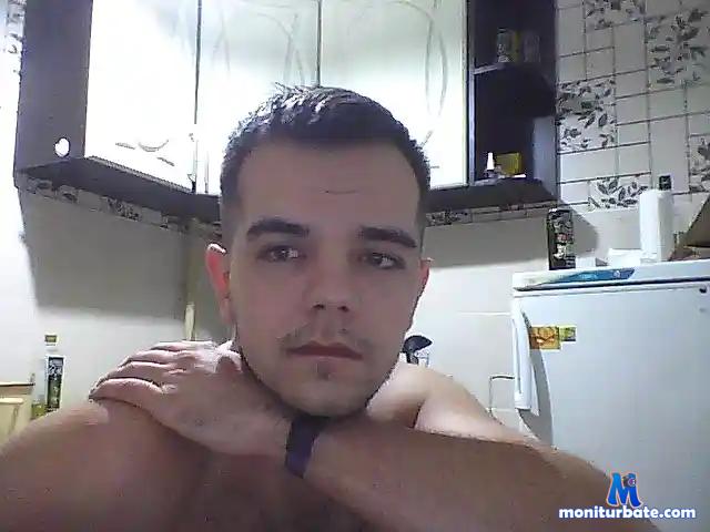 DiShtelc bongacams performer male