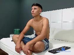 CharlieMiller bongacams live cam performer profile