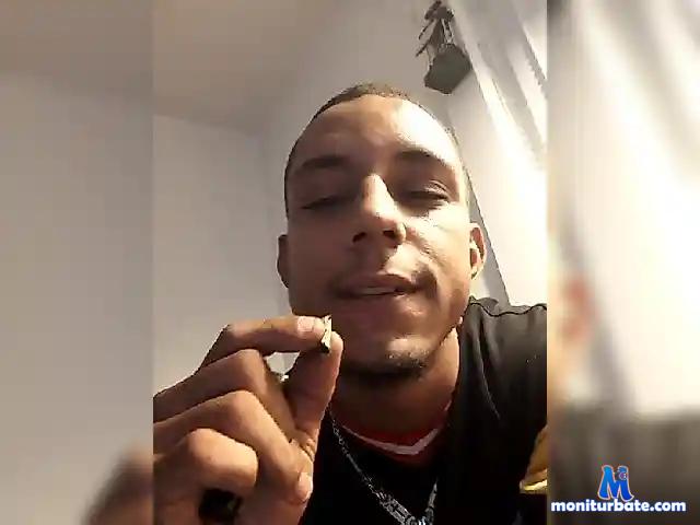 BigDDDude bongacams performer male