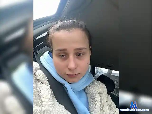 MDK-bleek bongacams performer female