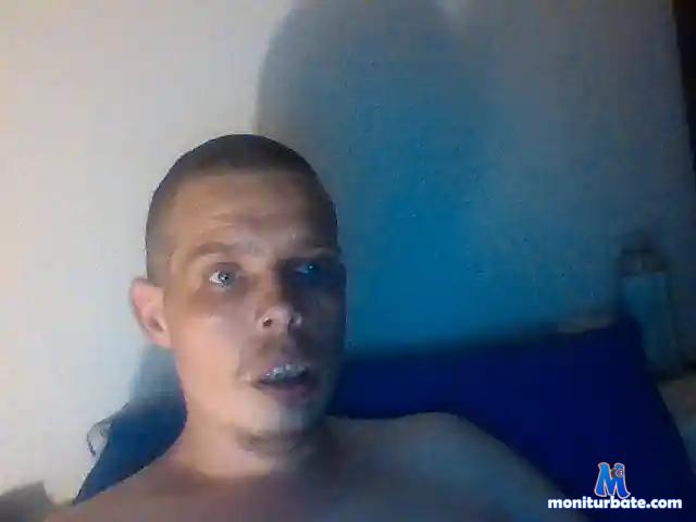 yordenlovesgirls89 bongacams performer male