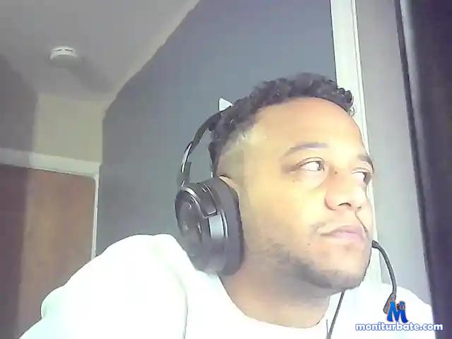 MRsneaky2023 bongacams performer male