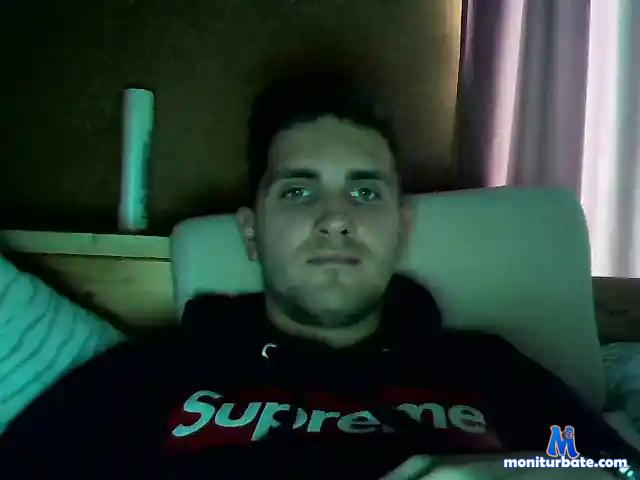 JustinWilder bongacams performer male
