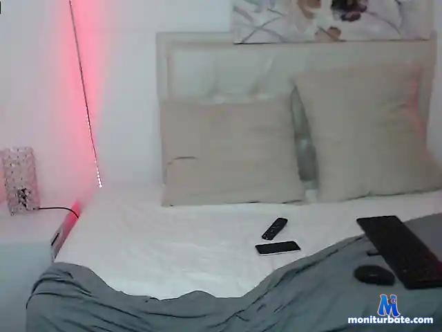 hanamontes bongacams performer female