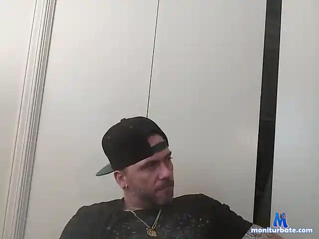 CodyStone bongacams performer male