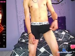 HectorRiivero bongacams live cam performer profile