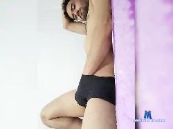santiagoTNT bongacams live cam performer profile