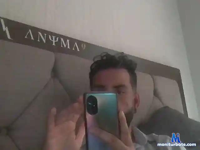 enin018 bongacams performer male