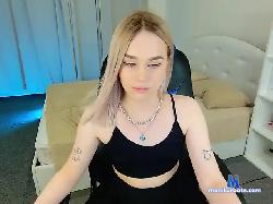 Amelia-Soft bongacams live cam performer profile
